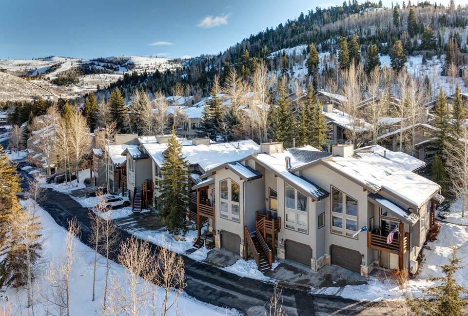 Sophisticated Boulder Creek Retreat - Park City, Utah