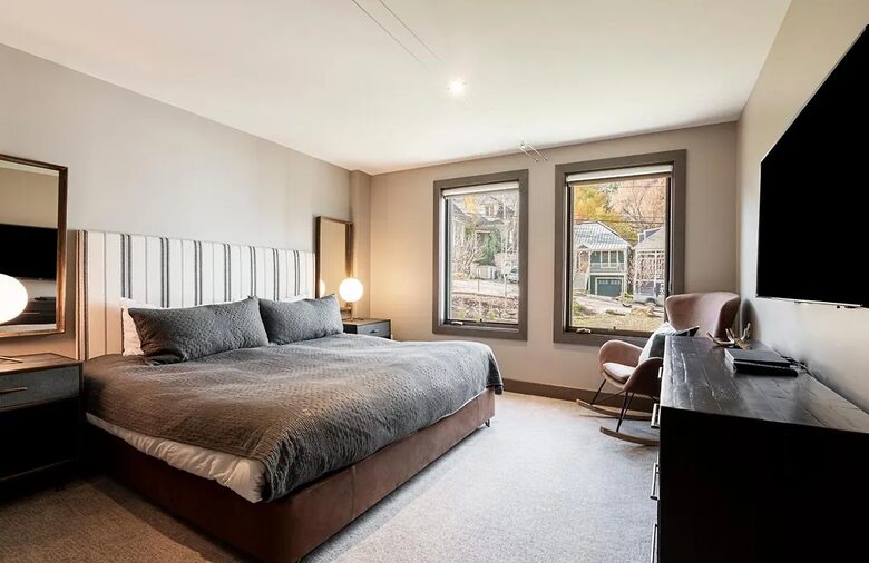 Park City Penthouse on Main Street with Rooftop Hot Tub - Park City, Utah