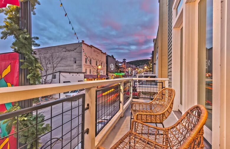 Park City Penthouse on Main Street with Rooftop Hot Tub - Park City, Utah