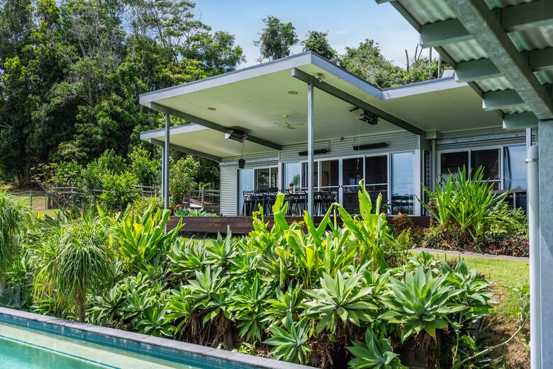 The Daintree near Byron Bay - Cudgera Creek, Australia