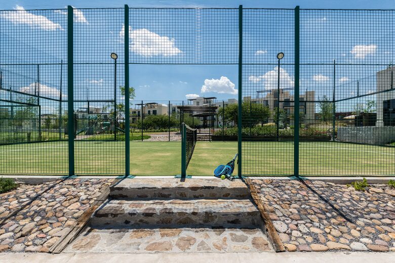 PADEL TENNIS COURT