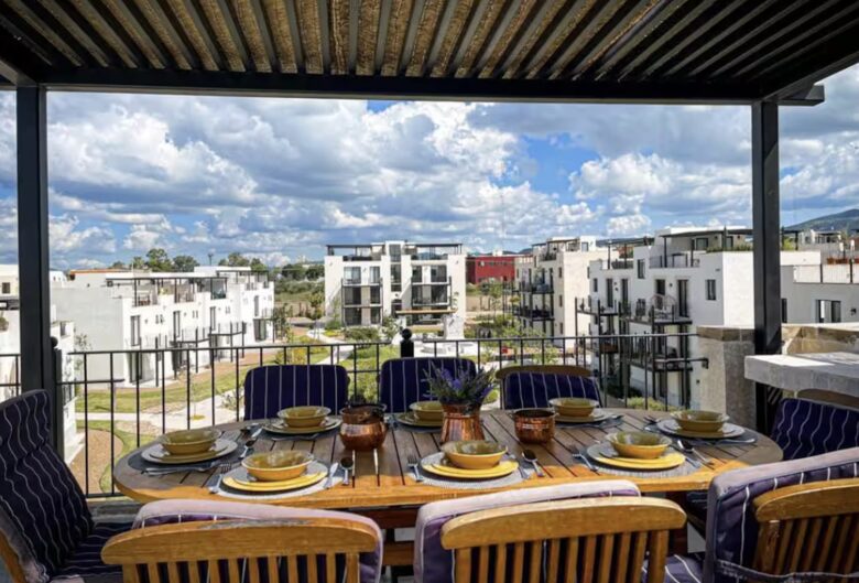 ROOF GARDEN