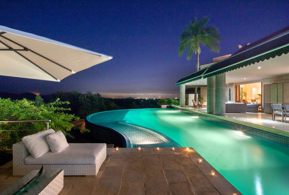 Contemporary Mountain Retreat in Santo Domingo - Pedro Brand, Santo Domingo, Dominican Republic