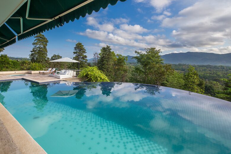 Contemporary Mountain Retreat in Santo Domingo - Pedro Brand, Santo Domingo, Dominican Republic