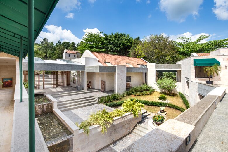 Contemporary Mountain Retreat in Santo Domingo - Pedro Brand, Santo Domingo, Dominican Republic