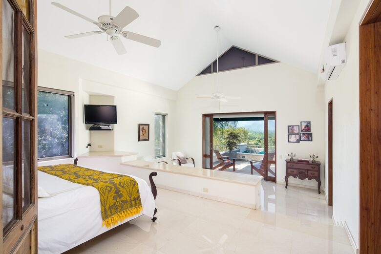 Contemporary Mountain Retreat in Santo Domingo - Pedro Brand, Santo Domingo, Dominican Republic