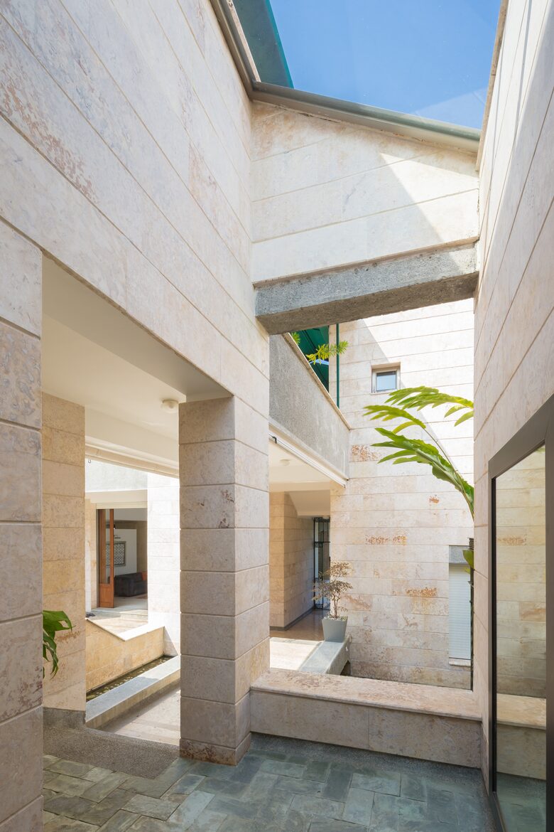 Contemporary Mountain Retreat in Santo Domingo - Pedro Brand, Santo Domingo, Dominican Republic