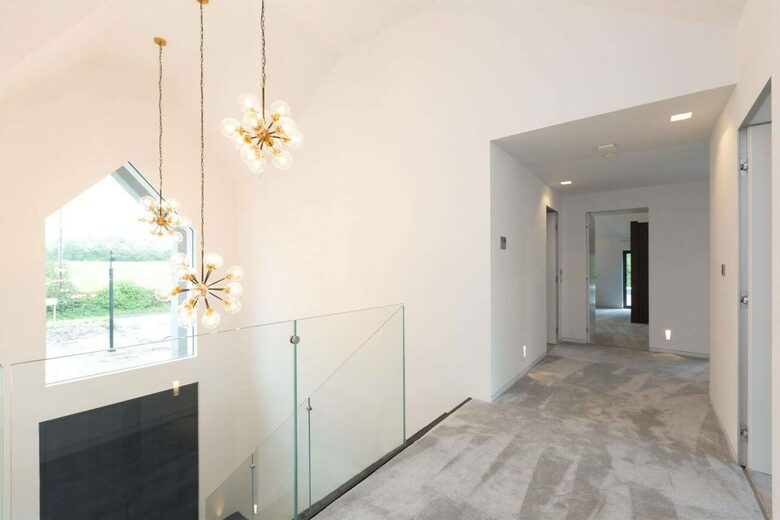 Sophisticated Countryside Estate with Private Par-3 - Knutsford, United Kingdom