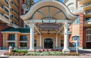 Emerald Grande at HarborWalk Village - 4 Bedroom - Destin, Florida