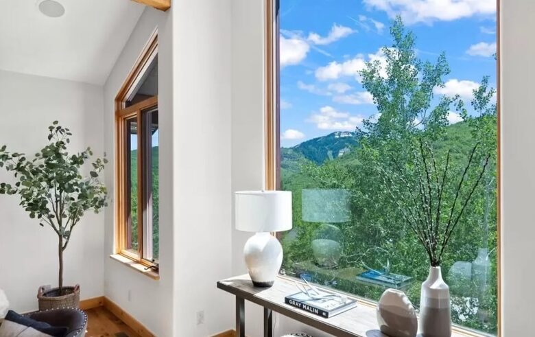 Elevated Deer Valley Retreat with Hot Tub, Sauna, & Private Shuttle - Park City, Utah