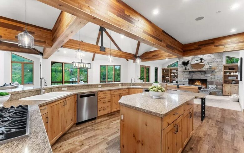 Elevated Deer Valley Retreat with Hot Tub, Sauna, & Private Shuttle - Park City, Utah