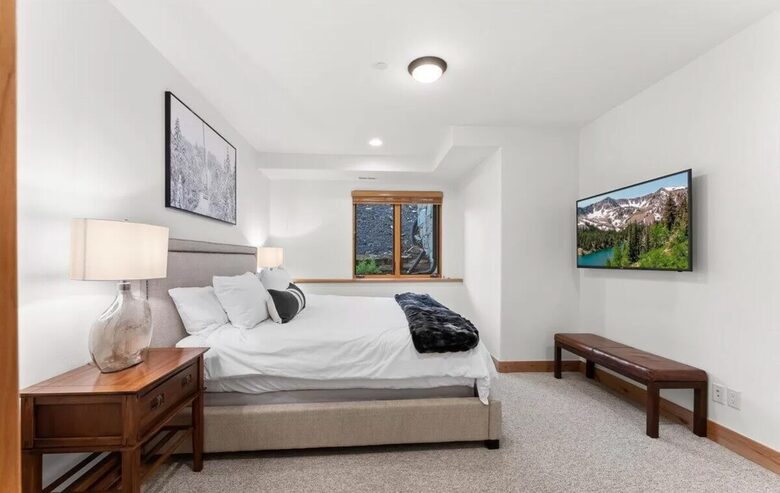 Elevated Deer Valley Retreat with Hot Tub, Sauna, & Private Shuttle - Park City, Utah
