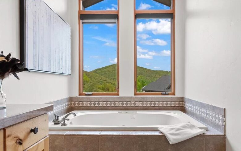 Elevated Deer Valley Retreat with Hot Tub, Sauna, & Private Shuttle - Park City, Utah