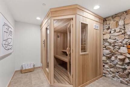 Elevated Deer Valley Retreat with Hot Tub, Sauna, & Private Shuttle - Park City, Utah