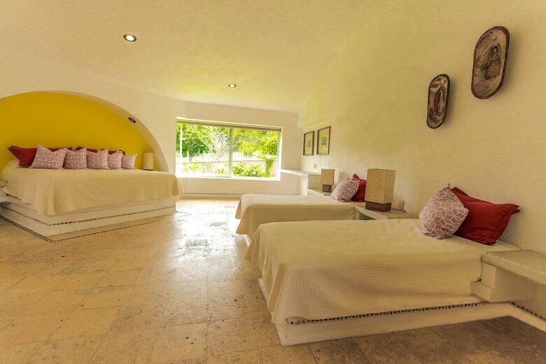 A Stunning Estate Designed for Relaxation and Adventure - Malinalco, Mexico