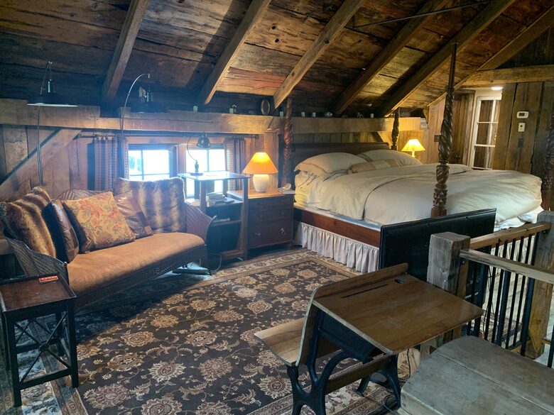 Quechee Country Barn Loft - Quechee, Vermont