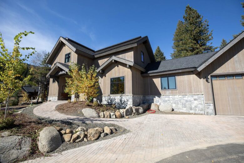 Ski-In/Ski-Out Modern Chalet in Tamarack Resort - Donnelly, Idaho