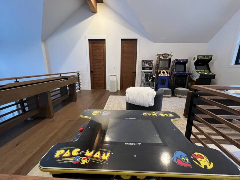 Ski-In/Ski-Out Modern Chalet in Tamarack Resort - Donnelly, Idaho