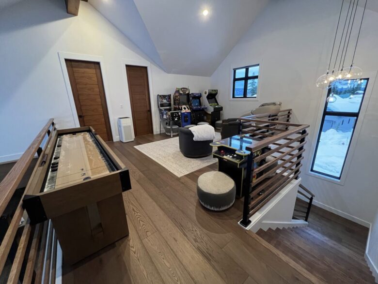 Ski-In/Ski-Out Modern Chalet in Tamarack Resort - Donnelly, Idaho