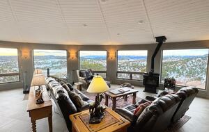 Luxury Off-Grid Living on 200+ Acres in Cañon City - Cañon City, Colorado