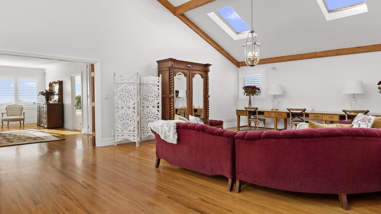 UPSTAIRS LOUNGE, DESK