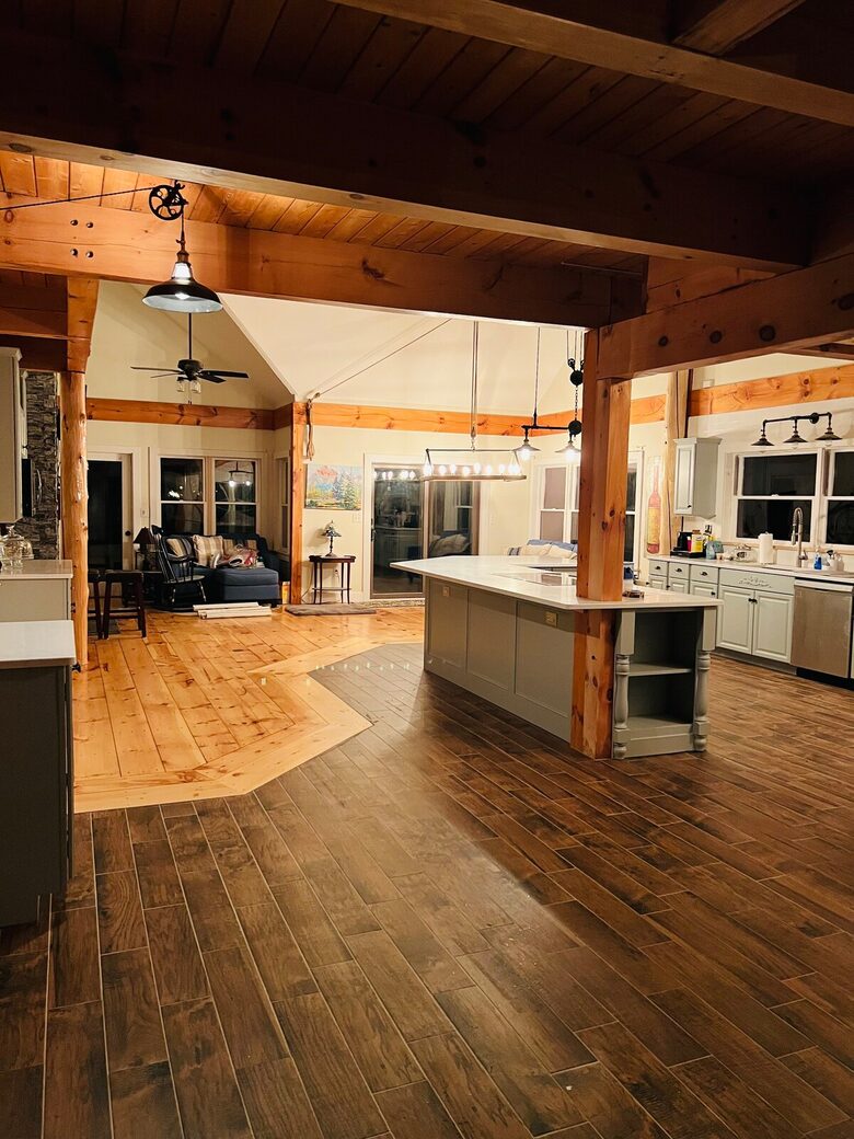 Saratoga Charming Country Haven on Expansive Pastures - Wilton, New York