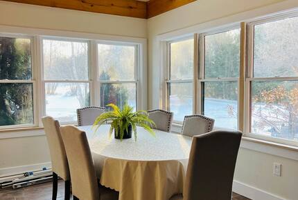 Saratoga Charming Country Haven on Expansive Pastures - Wilton, New York