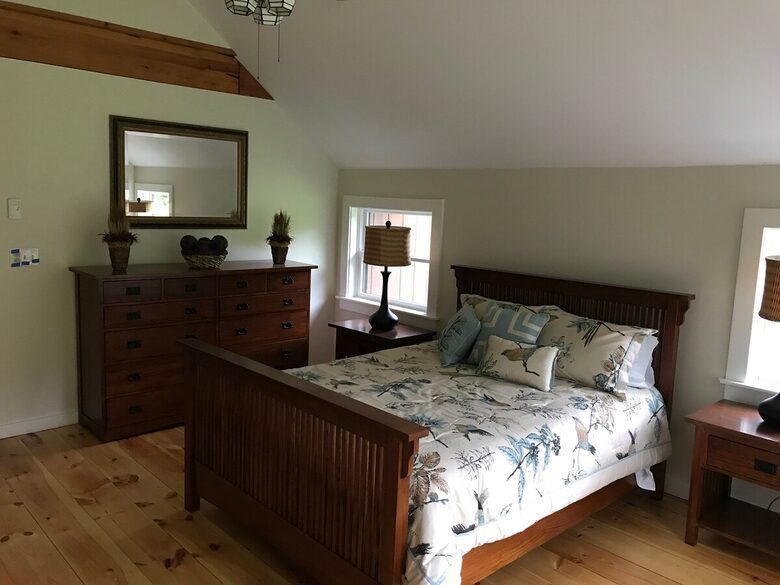 Saratoga Charming Country Haven on Expansive Pastures - Wilton, New York