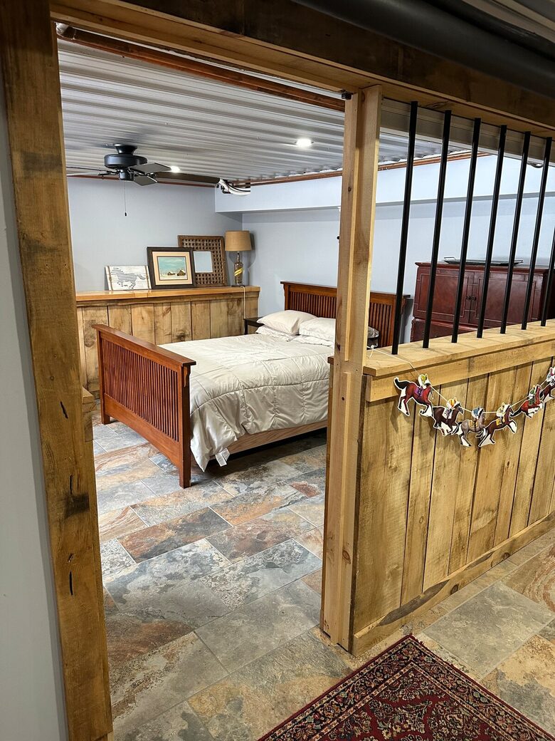 Saratoga Charming Country Haven on Expansive Pastures - Wilton, New York