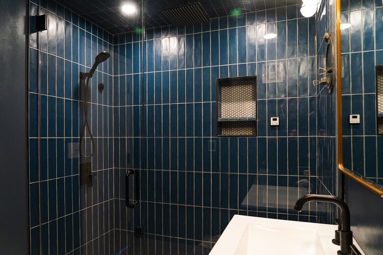 Extra Large Steam Shower for maximum relaxation.