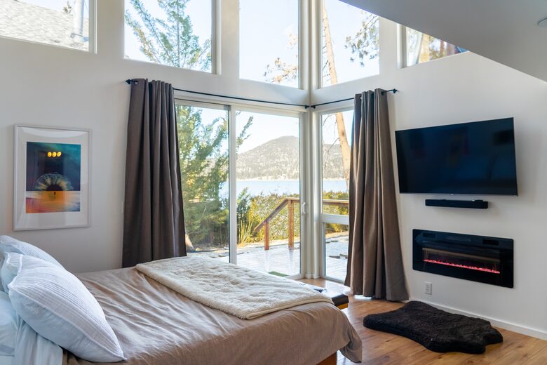 Crews from the master bedroom with vaulted ceilings