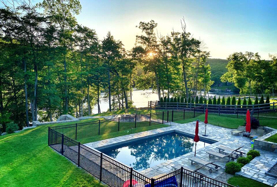 Custom Connecticut Lakefront Estate | Private Dock and Amenities - Oxford, Connecticut