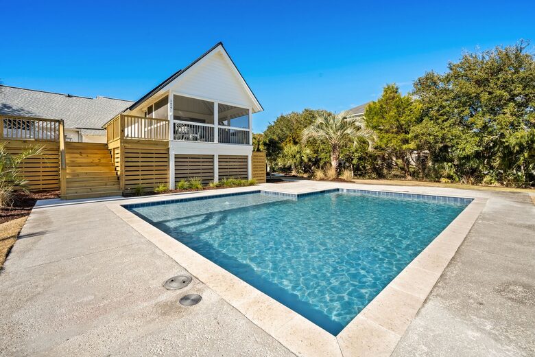 Elegant Beachside Retreat with Private Pool - Georgetown, South Carolina