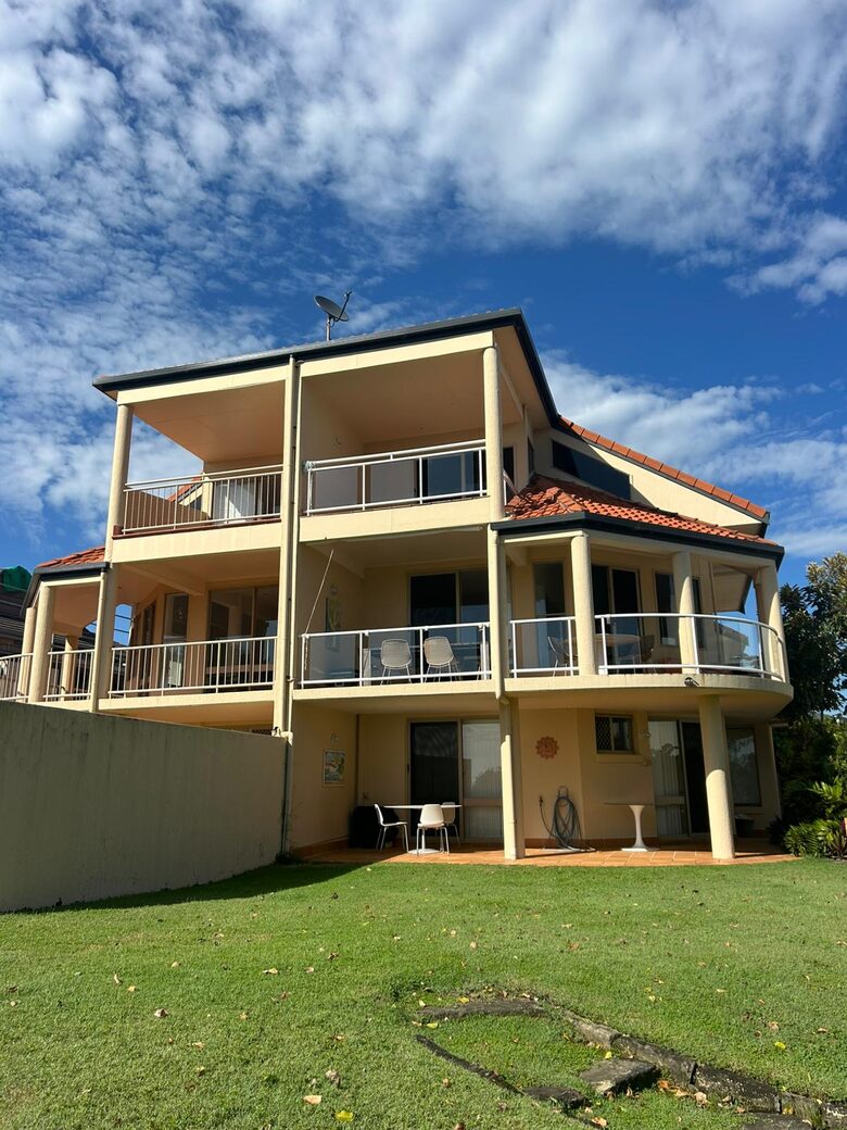 Oceanview Serenity | A Dicky Beach Retreat - Dicky Beach, Australia