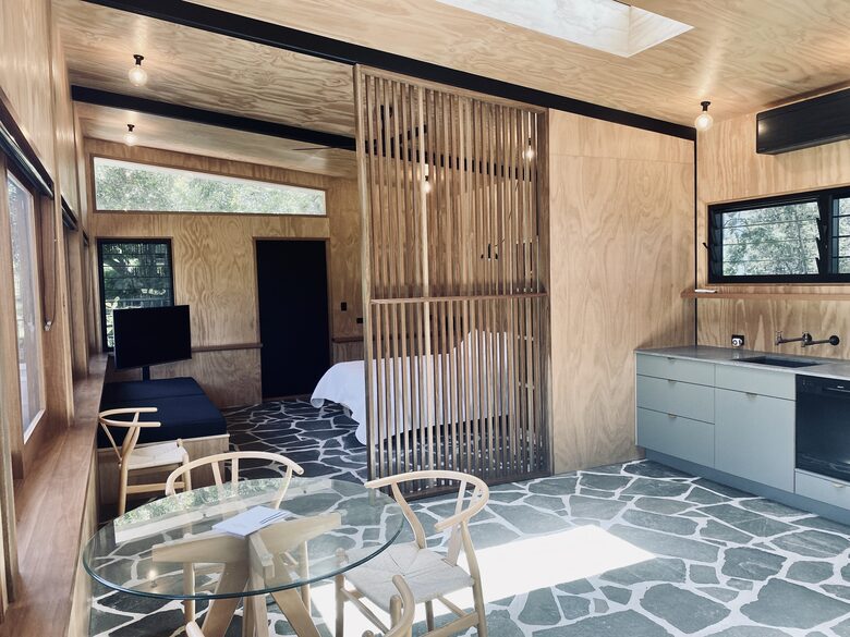 Banksia House | A Coastal Retreat of Natural Elegance - Kings Beach, Australia