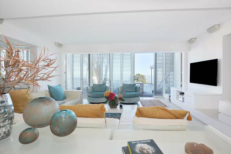 Refined Seaside Living in the Heart of Camps Bay - Cape Town, South Africa