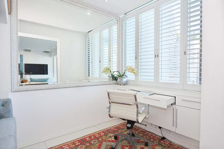 Refined Seaside Living in the Heart of Camps Bay - Cape Town, South Africa
