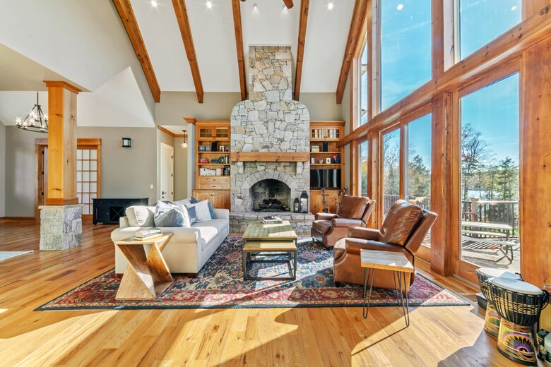 Custom Connecticut Lakefront Estate | Private Dock and Amenities - Oxford, Connecticut