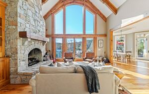 Custom Connecticut Lakefront Estate | Private Dock and Amenities - Oxford, Connecticut