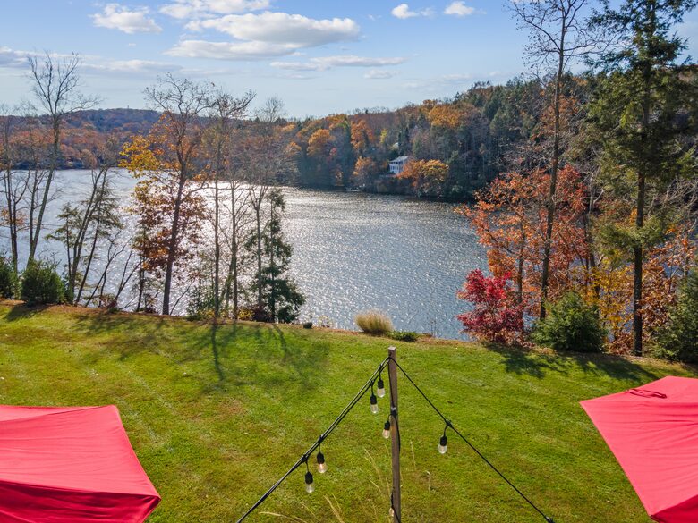 Custom Connecticut Lakefront Estate | Private Dock and Amenities - Oxford, Connecticut