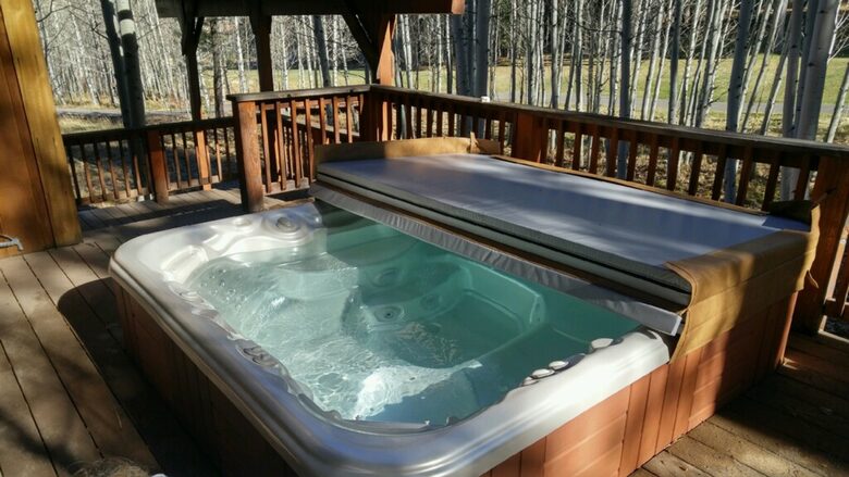 Elegant Northstar Lodge with Private Hot Tub and Resort Amenities - Truckee, California