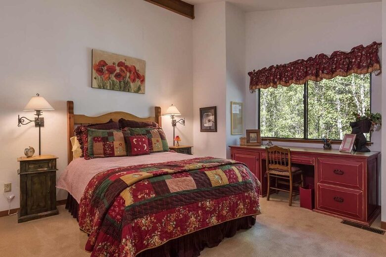Elegant Northstar Lodge with Private Hot Tub and Resort Amenities - Truckee, California