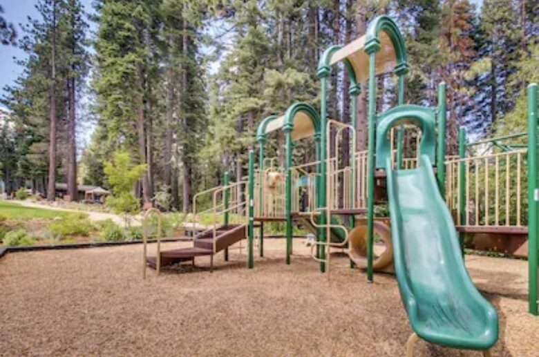 Elegant Northstar Lodge with Private Hot Tub and Resort Amenities - Truckee, California