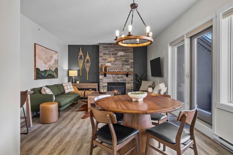 Sunlit Mountain Penthouse with Private Deck & Resort Amenities - Canmore, Canada