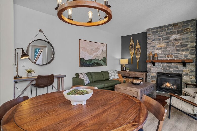 Sunlit Mountain Penthouse with Private Deck & Resort Amenities - Canmore, Canada