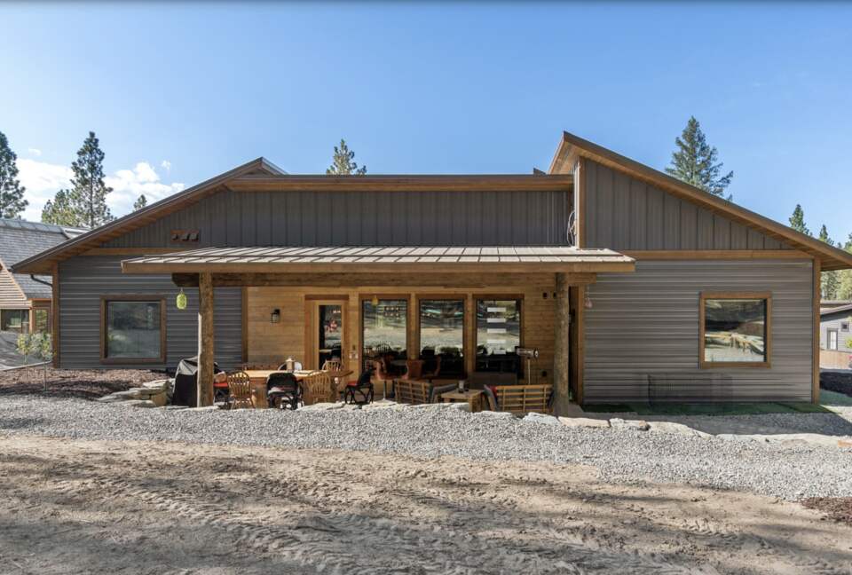 Tranquil Retreat Amid Montana’s Wilderness - Eureka, Montana