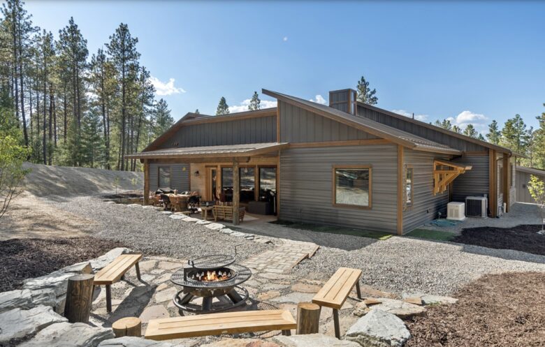 Tranquil Retreat Amid Montana’s Wilderness - Eureka, Montana