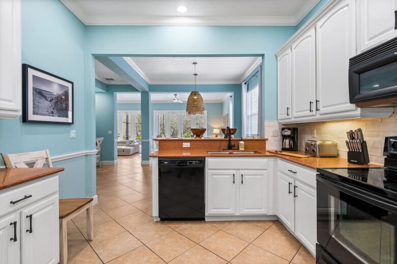 Spacious Reunion Resort Getaway with Luxury Amenities - Kissimmee, Florida