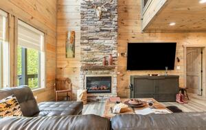 Mountain Majesty at Rambling Ridge Lodge - Gatlinburg, Tennessee