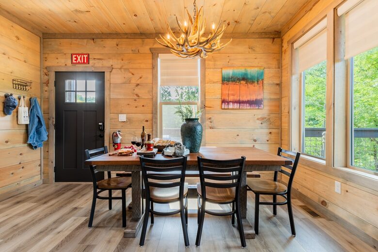 Mountain Majesty at Rambling Ridge Lodge - Gatlinburg, Tennessee
